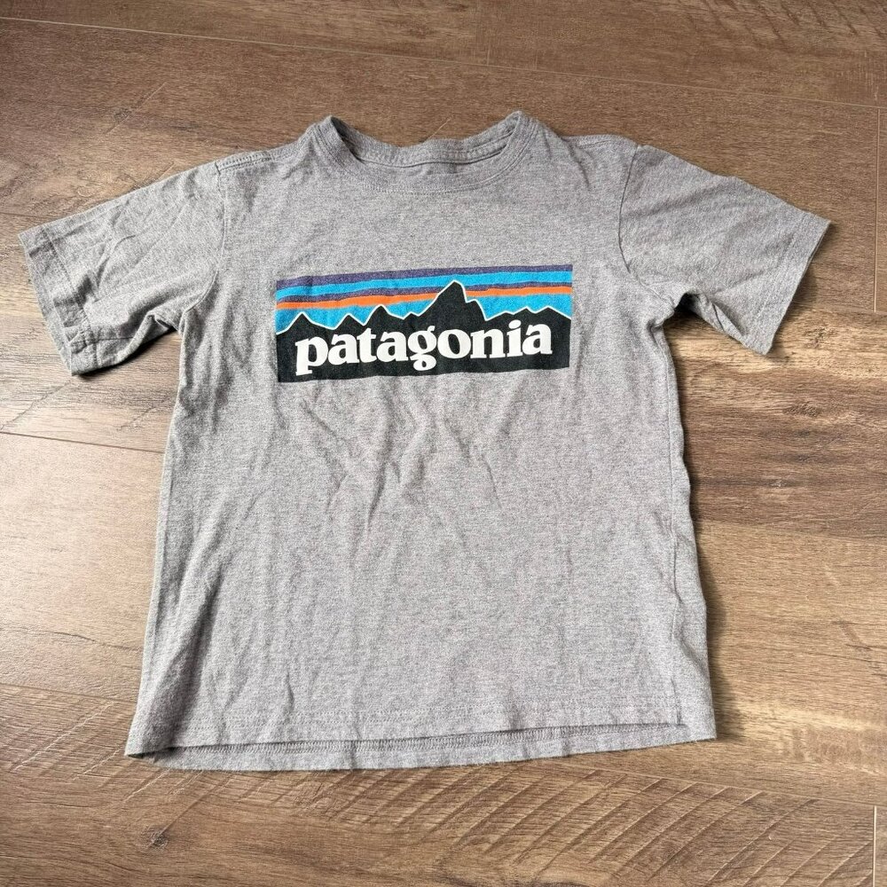 5-6Y Patagonia Logo Graphic Tee